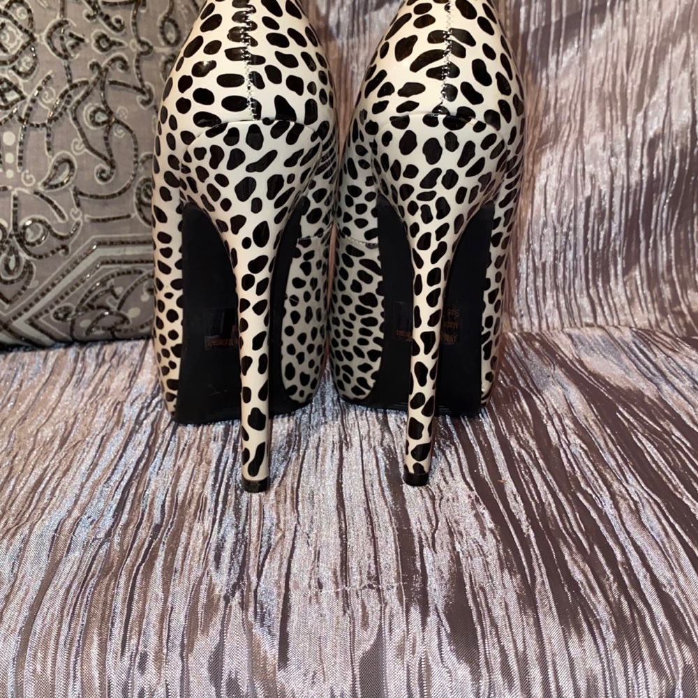 high heels - Picture 3 of 4